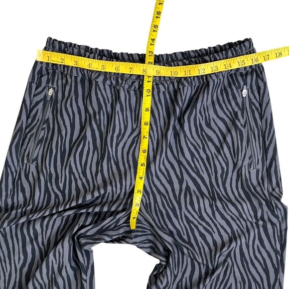 Tommy Bahama IslandZone Alicia Zebra Joggers Gray Black Women’s M Travel Pants - Picture 14 of 15